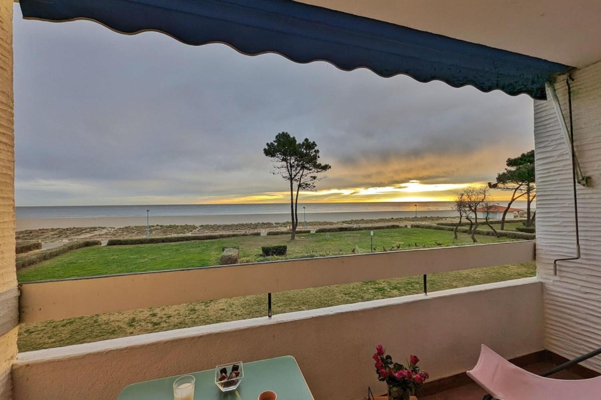 Les Pieds Dans L'Eau Appartement Vue Mer Saint-Cyprien  Dış mekan fotoğraf